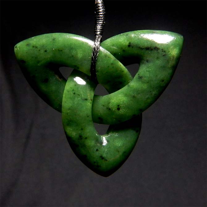 ’Triquetra’ Jade Celtic Knot
